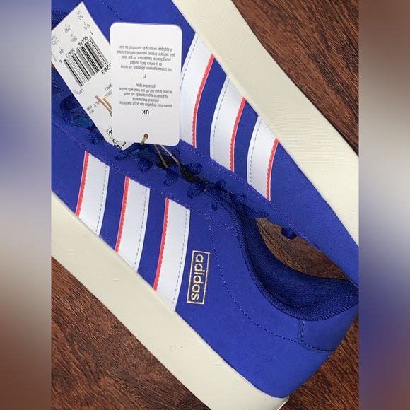 Size 10 shoes - Picture 2 of 14